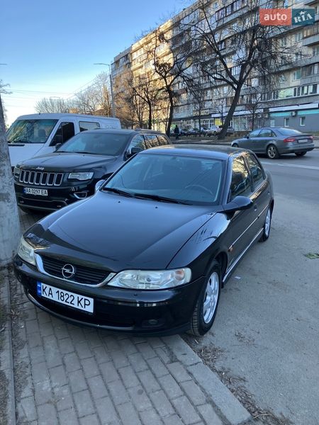 Седан Opel Vectra 2002 в Києві