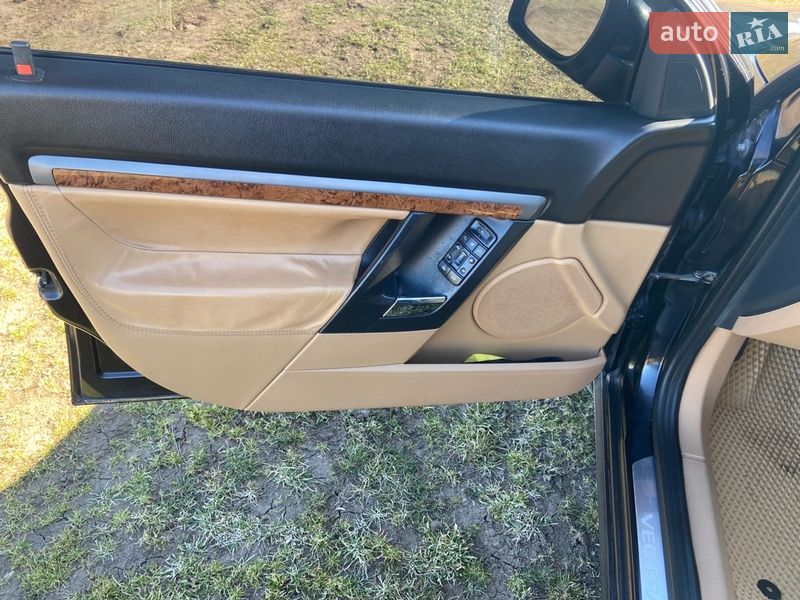 Седан Opel Vectra 2006 в Латовке