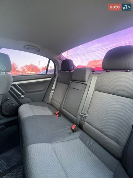 Седан Opel Vectra 2002 в Білій Церкві