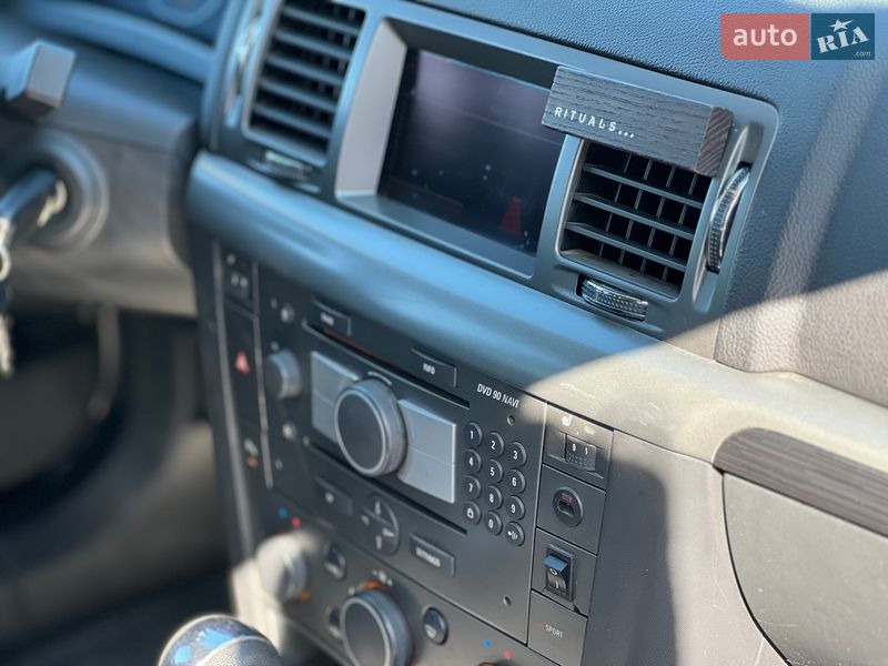 Універсал Opel Vectra 2008 в Рівному