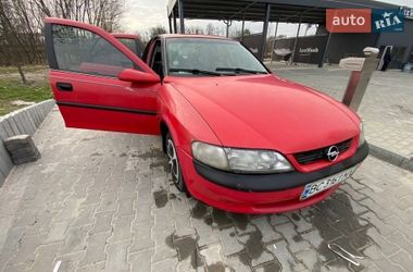Ліфтбек Opel Vectra 1996 в Львові