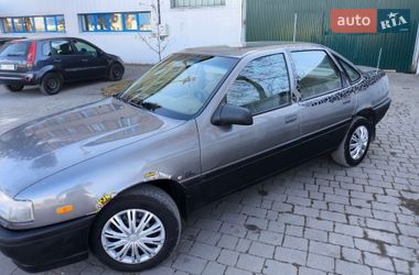 Седан Opel Vectra 1989 в Надворной