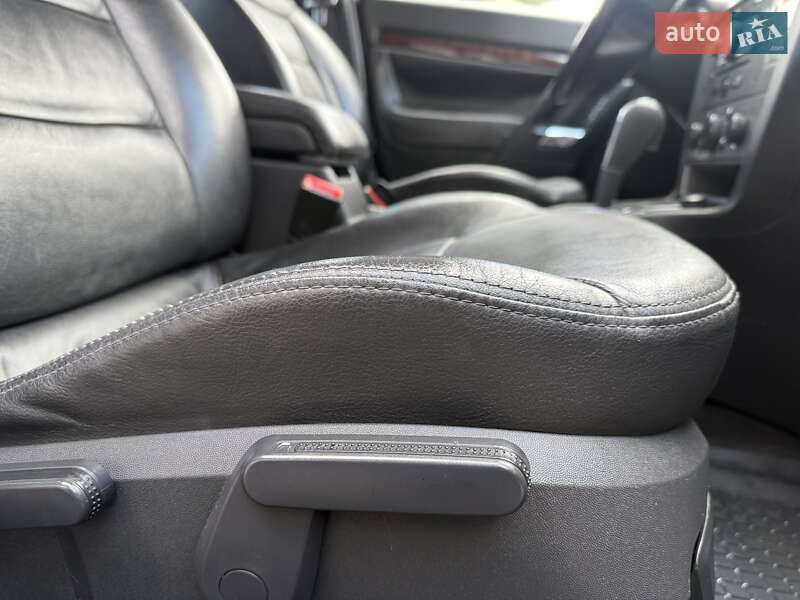 Седан Opel Vectra 2005 в Ровно