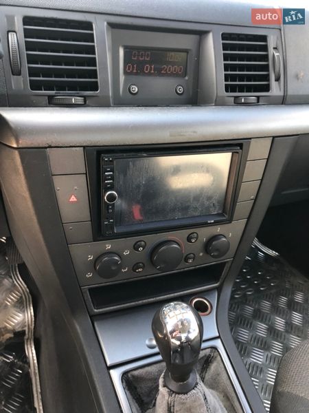 Седан Opel Vectra 2003 в Яворове