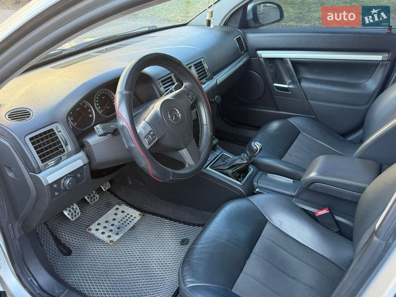 Седан Opel Vectra 2008 в Киеве