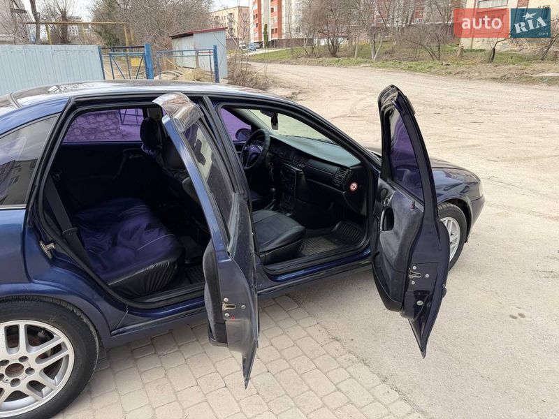 Седан Opel Vectra 1999 в Тернополі