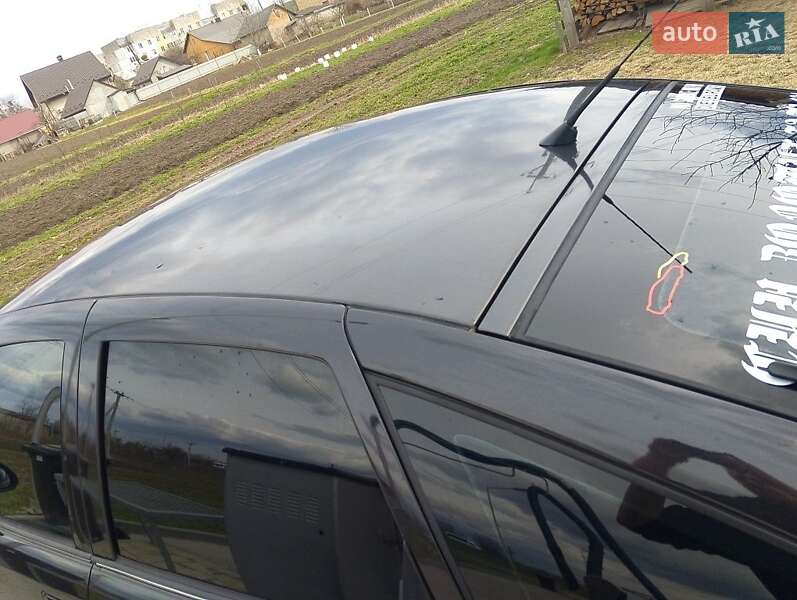 Универсал Opel Vectra 2001 в Буске