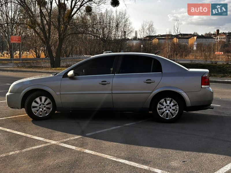 Седан Opel Vectra 2004 в Буче фото Седан Opel Vectra 2004 в Буче