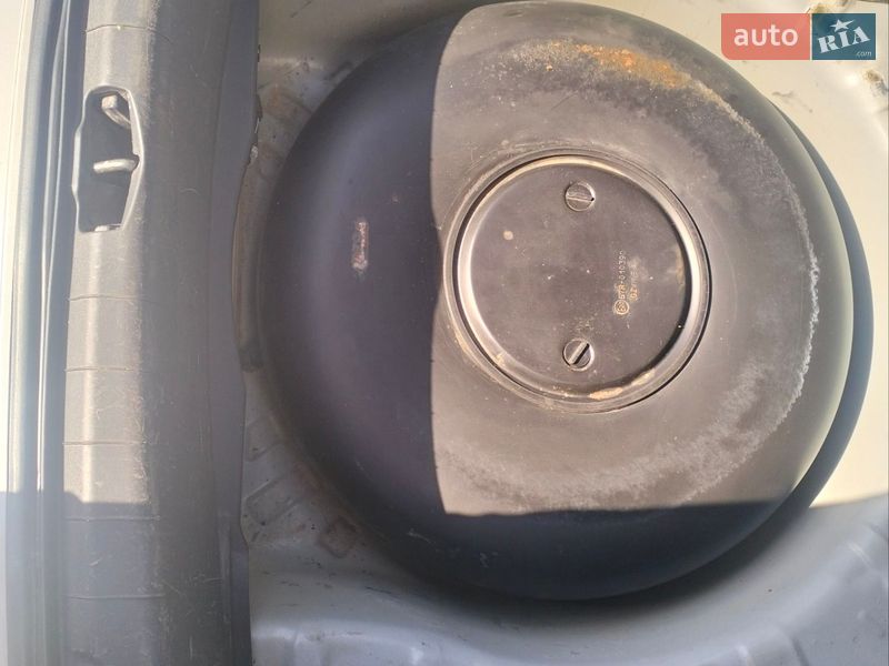 Лифтбек Opel Vectra 2003 в Киеве