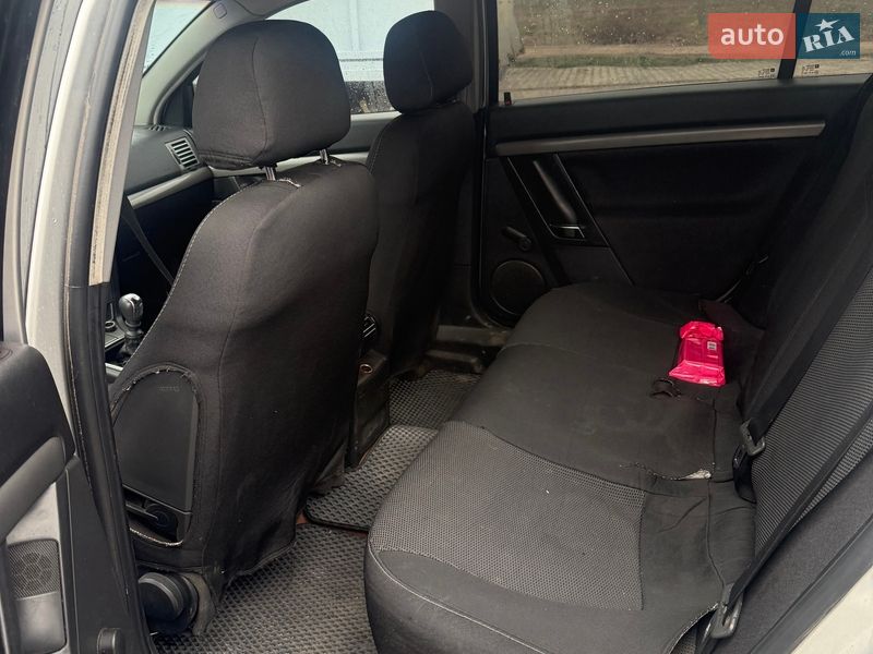 Универсал Opel Vectra 2005 в Жовкве