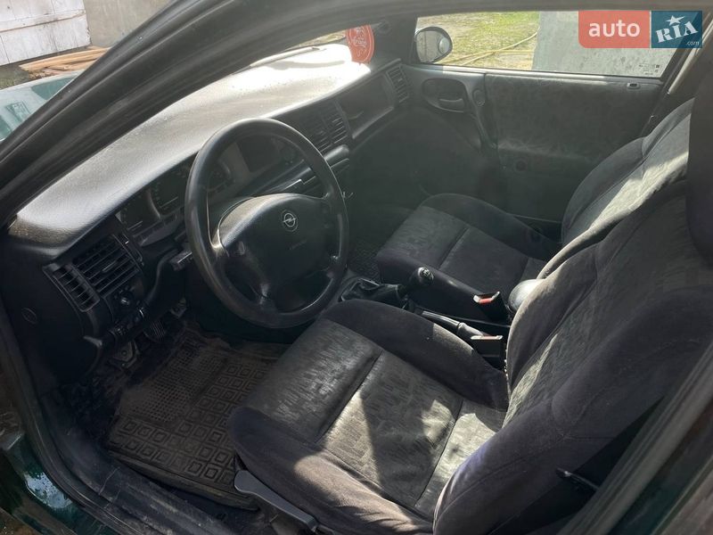 Универсал Opel Vectra 1998 в Камне-Каширском фото 5 Универсал Opel Vectra 1998 в Камне-Каширском