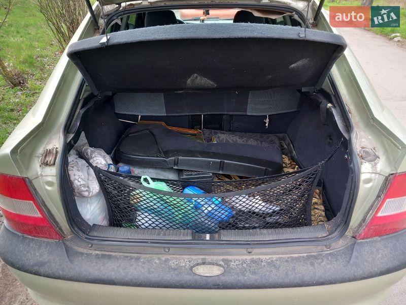 Ліфтбек Opel Vectra 1996 в Дніпрі