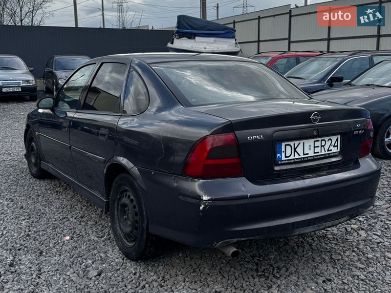 Седан Opel Vectra 2000 в Одессе