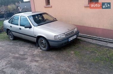 Седан Opel Vectra 1992 в Шумске