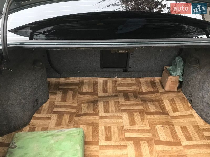 Седан Opel Vectra 1995 в Березанці