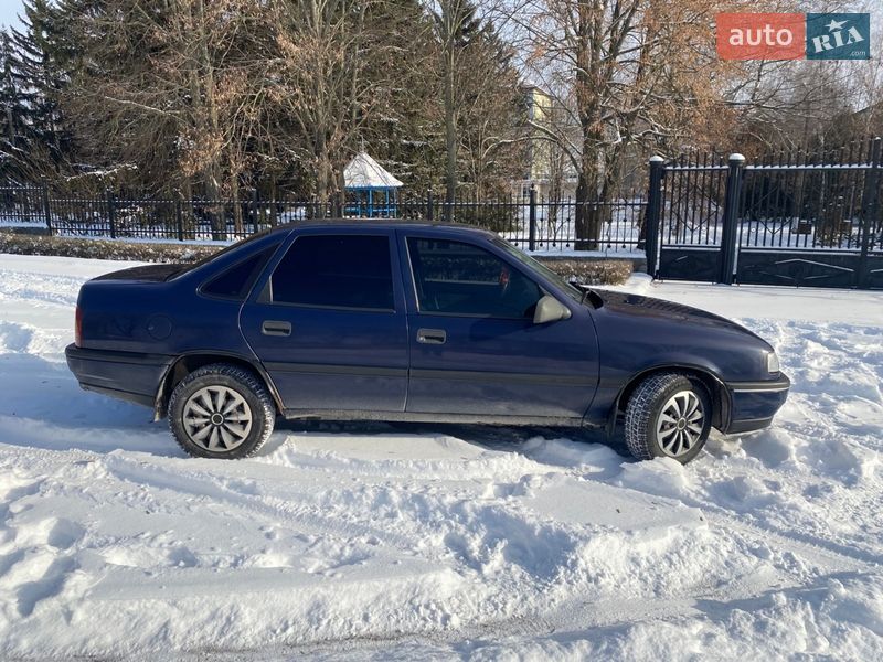 Седан Opel Vectra 1992 в Миргороде фото 8 Седан Opel Vectra 1992 в Миргороде