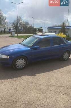 Седан Opel Vectra 1996 в Бершаді