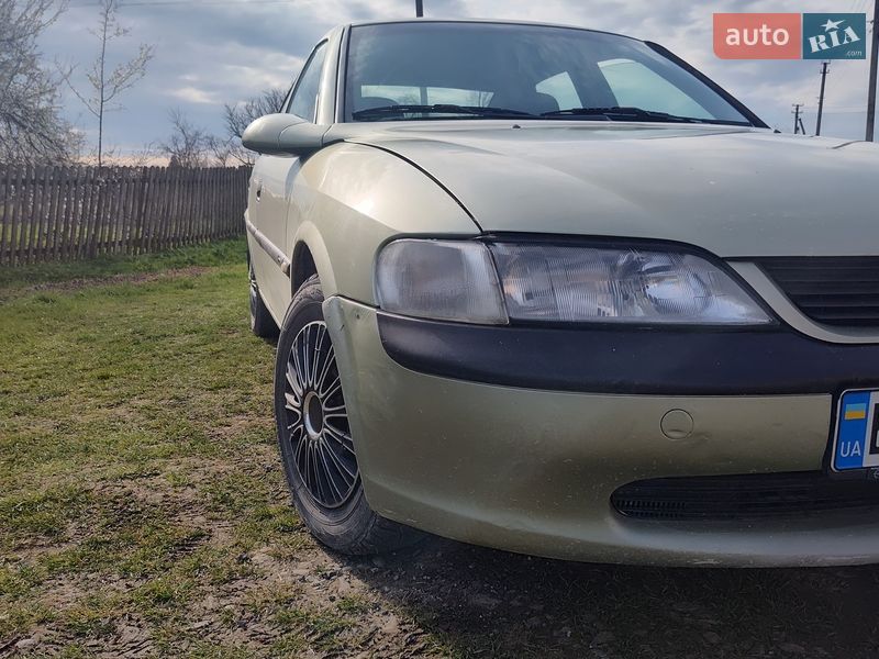 Седан Opel Vectra 1996 в Дрогобичі
