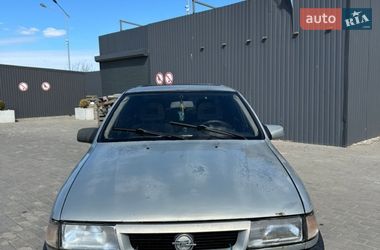 Седан Opel Vectra 1995 в Острозі