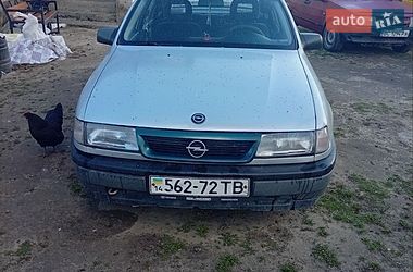 Седан Opel Vectra 1989 в Львові