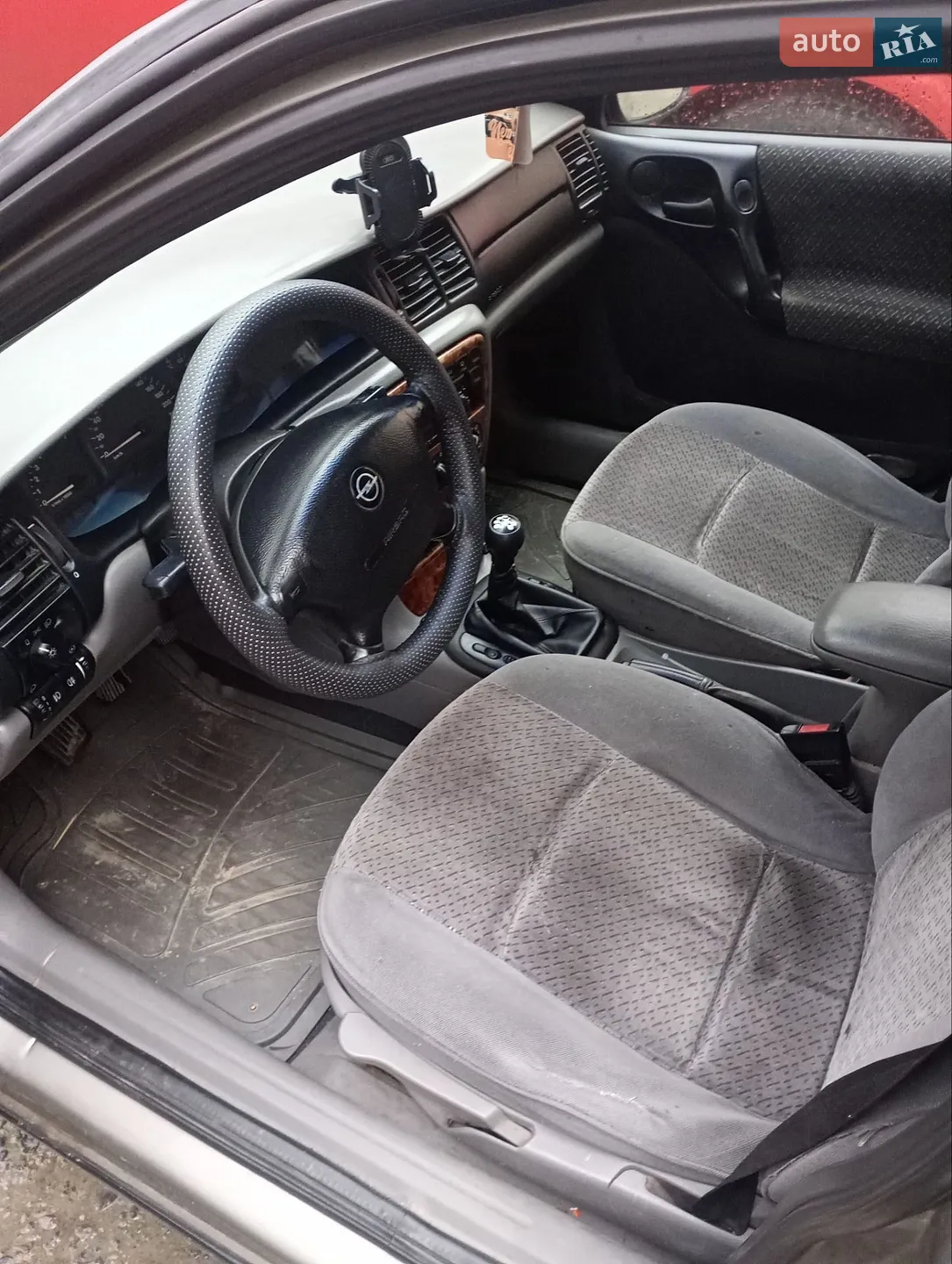 Opel Vectra 1996 VIN W0L000038T7521175 фото оголошення 5 з 12