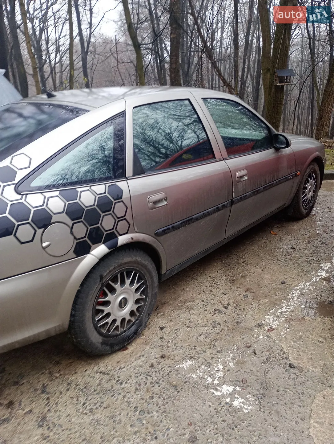Opel Vectra 1996 VIN W0L000038T7521175 фото оголошення 9 з 12