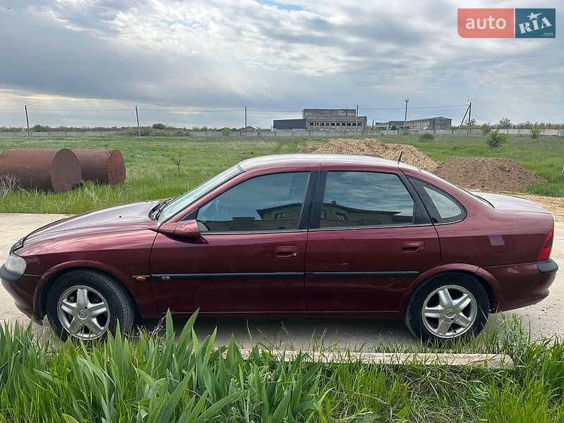 Седан Opel Vectra 1997 в Одесі