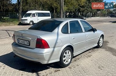 Седан Opel Vectra 1999 в Львове