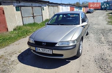 Лифтбек Opel Vectra 1997 в Изяславе