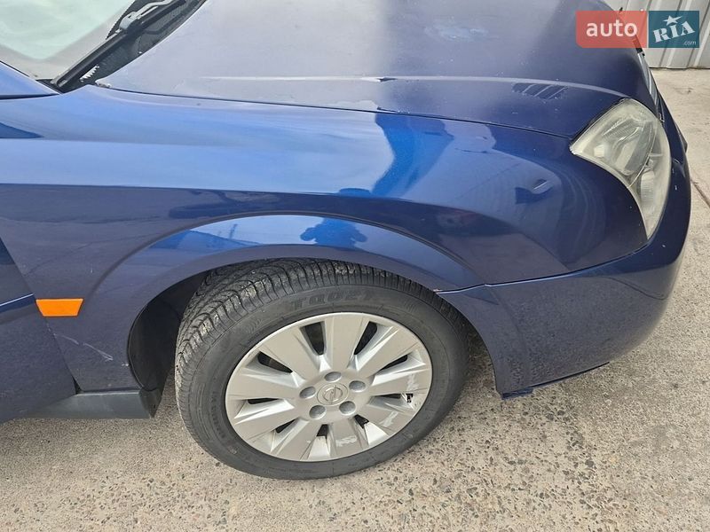 Седан Opel Vectra 2003 в Киеве