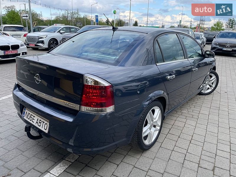 Седан Opel Vectra 2007 в Львове