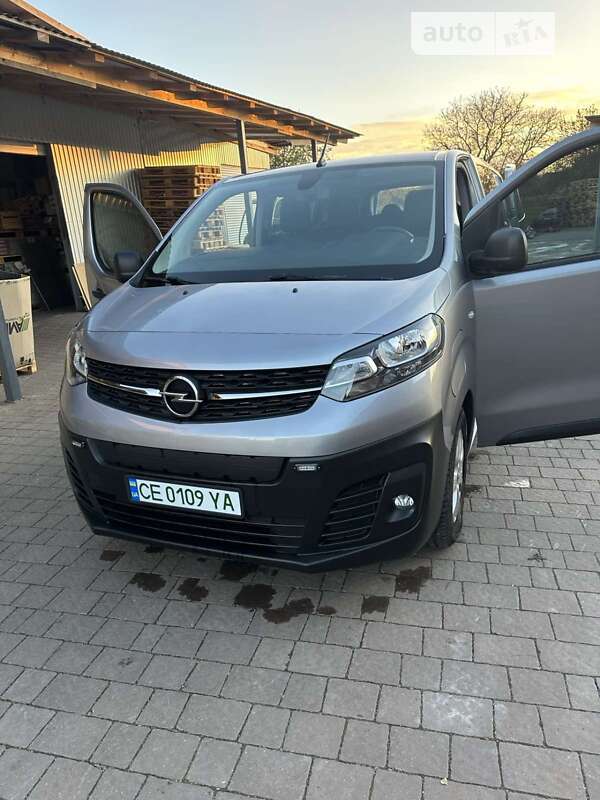 Минивэн Opel Vivaro-e 2022 в Черновцах