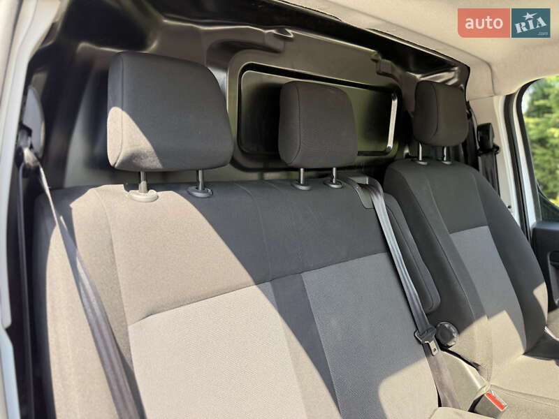 Вантажний фургон Opel Vivaro-e 2023 в Тернополі