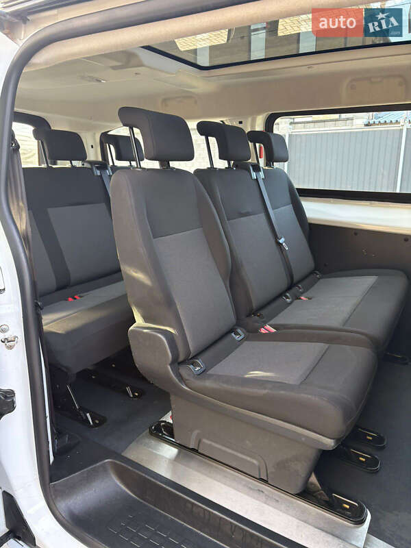 Минивэн Opel Vivaro-e 2023 в Ровно