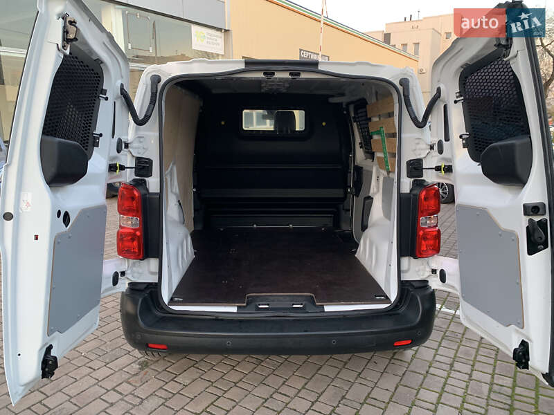 Микроавтобус грузовой (до 3,5т) Opel Vivaro-e 2022 в Ровно фото 26 Микроавтобус грузовой (до 3,5т) Opel Vivaro-e 2022 в Ровно