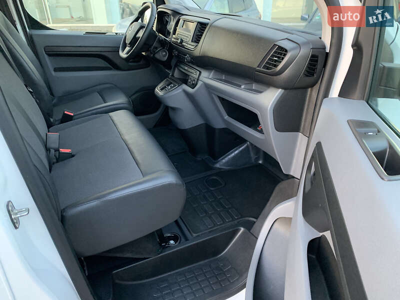 Микроавтобус грузовой (до 3,5т) Opel Vivaro-e 2022 в Ровно фото 34 Микроавтобус грузовой (до 3,5т) Opel Vivaro-e 2022 в Ровно