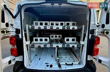Грузовой фургон Opel Vivaro-e 2024 в Ровно