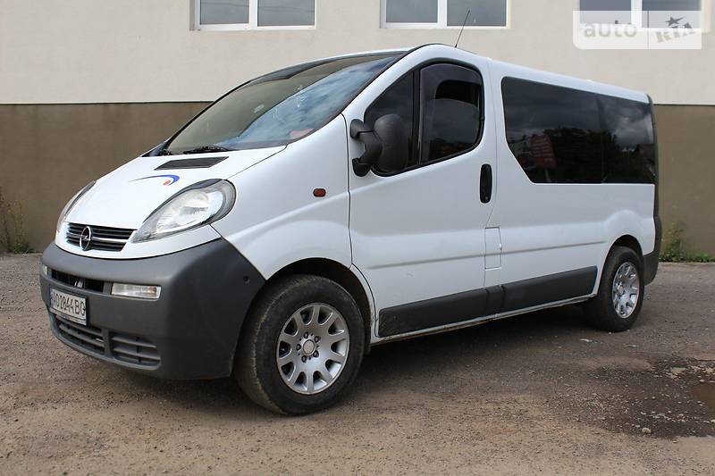 Opel Vivaro пасс.