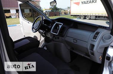 Минивэн Opel Vivaro 2011 в Мукачево