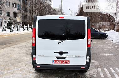 Вантажопасажирський фургон Opel Vivaro 2013 в Кременчуці