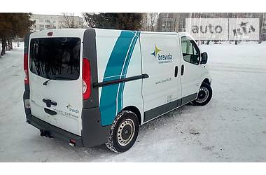 Грузопассажирский фургон Opel Vivaro 2012 в Хмельницком