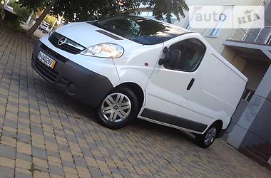 Грузопассажирский фургон Opel Vivaro 2013 в Одессе