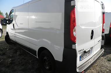 Вантажопасажирський фургон Opel Vivaro 2014 в Млиніві