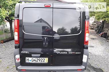 Грузопассажирский фургон Opel Vivaro 2014 в Виннице