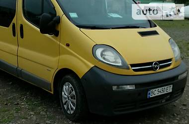 Мінівен Opel Vivaro 2003 в Самборі