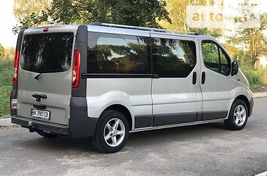 Минивэн Opel Vivaro 2012 в Дубно