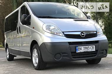Минивэн Opel Vivaro 2012 в Дубно