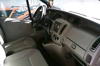 Вантажопасажирський фургон Opel Vivaro 2008 в 