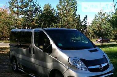 Вантажопасажирський фургон Opel Vivaro 2008 в 