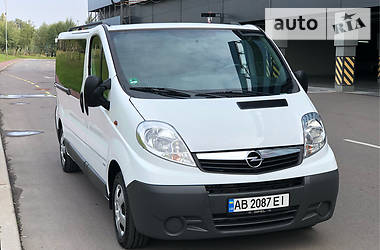 Минивэн Opel Vivaro 2014 в Киеве